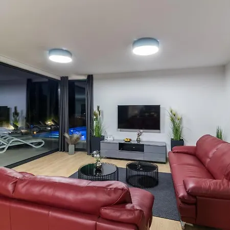 Beautiful Mariner Villa Medulin